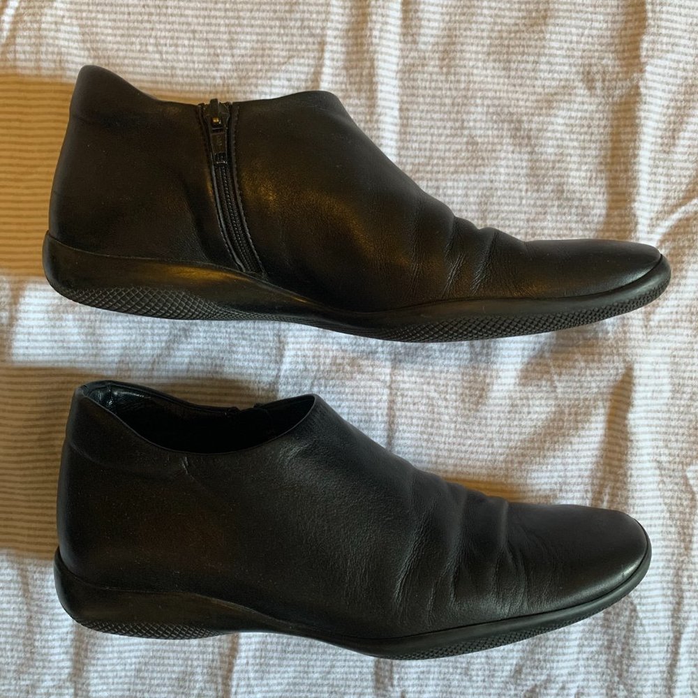 Prada Shoes - Picture 3 of 10
